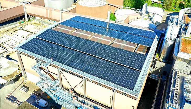 Werdholzli KSE_Montage Flachdach MONTAPRO Energiemonteure Photovoltaik